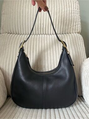 Vintage Coach Legacy West "Zoe" Hobo Bag Black Glovetanned Leather🐈‍⬛♟️♠️🖤